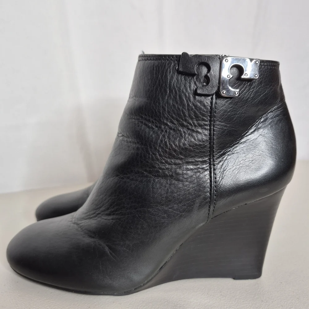 Tory Burch Lowell Leather Wedge Ankle Boots - Size 5.5